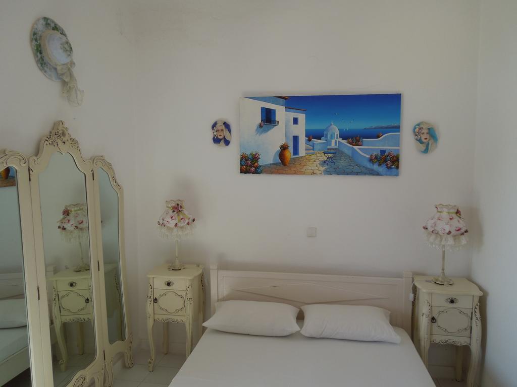 Albatross Otel Livadi  Oda fotoğraf