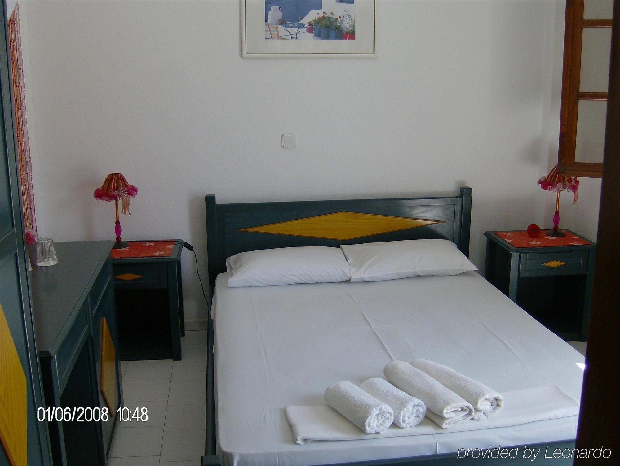 Albatross Otel Livadi  Oda fotoğraf