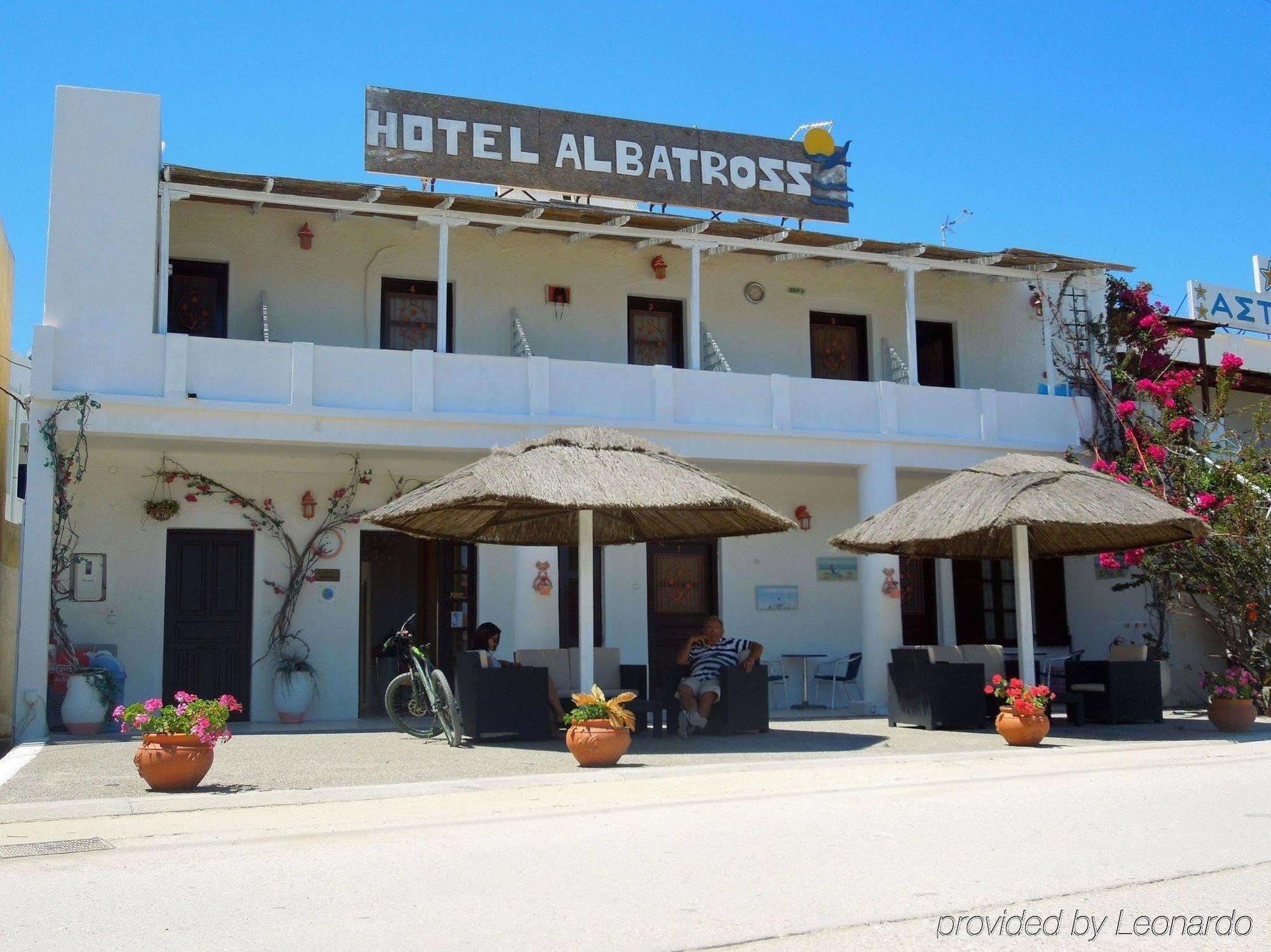 Albatross Otel Livadi  Dış mekan fotoğraf