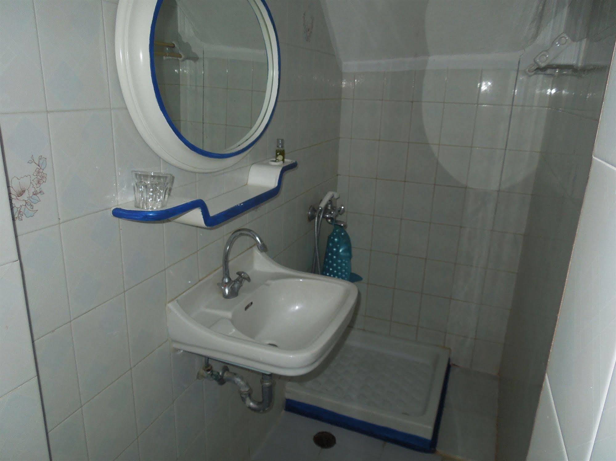 Albatross Otel Livadi  Dış mekan fotoğraf